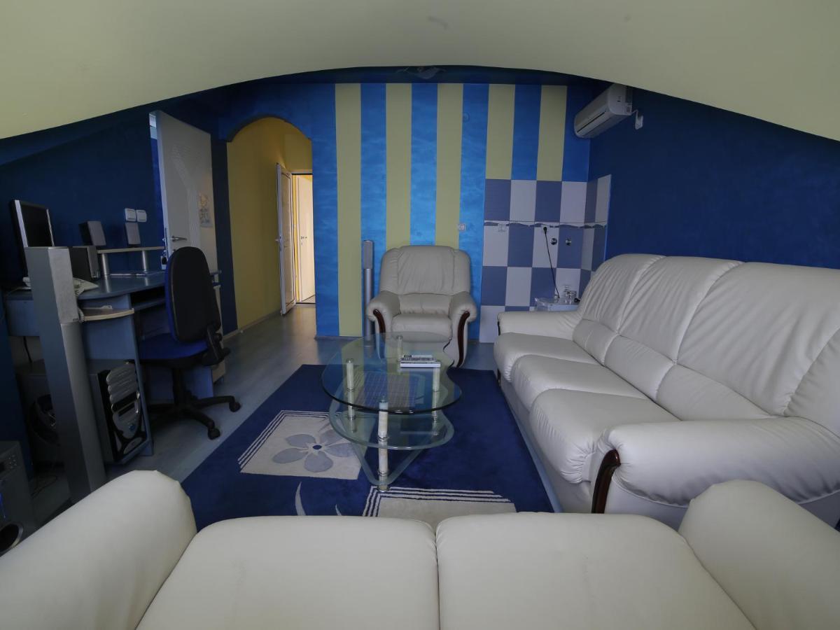 Hotel Zeneva Kragujevac Zewnętrze zdjęcie